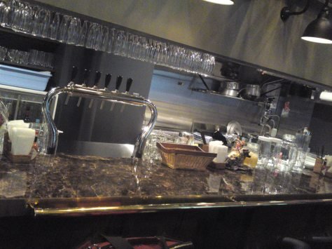 Bar coeurのカウンター