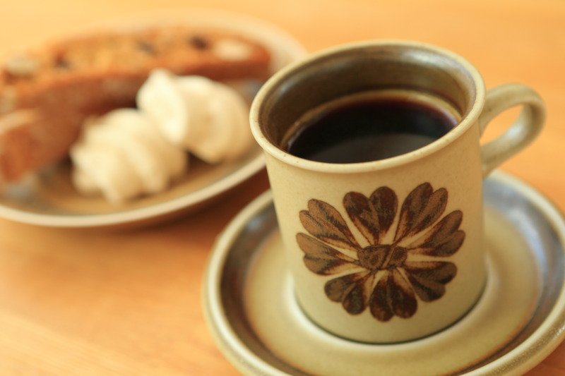 コスモスのコーヒーと焼き菓子
