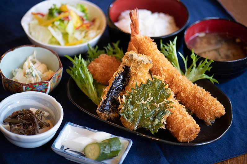 ふくろ茶やのフライ定食