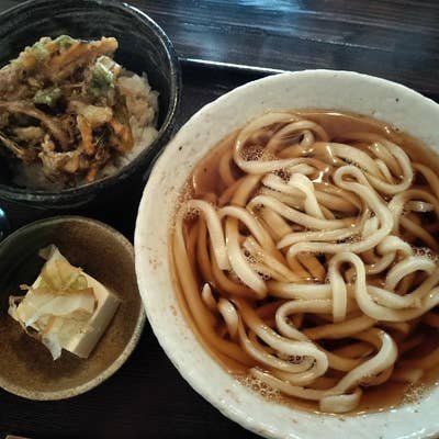 手打ちそば 風鈴のうどんとかき揚げ丼