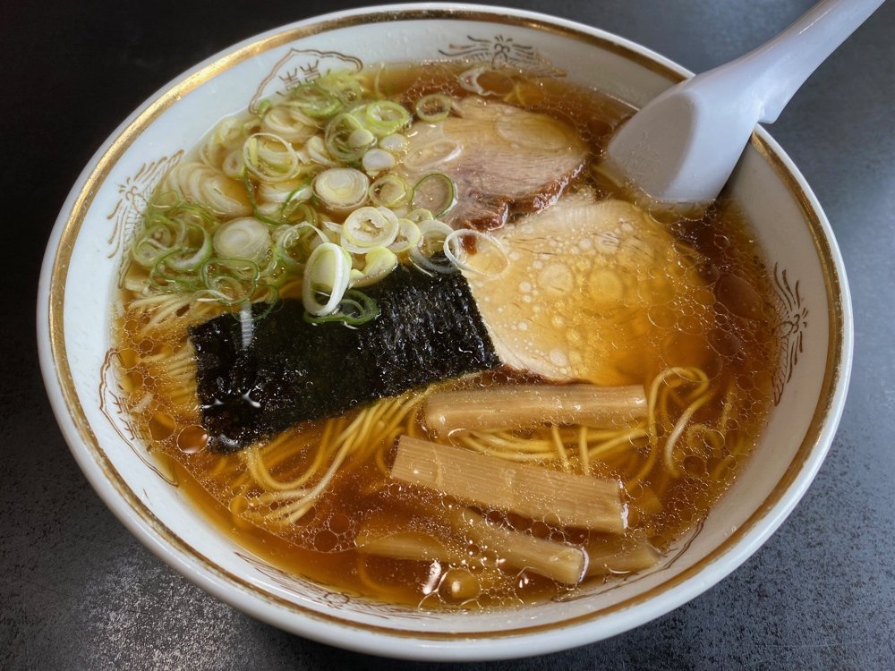 宝明楼のラーメン