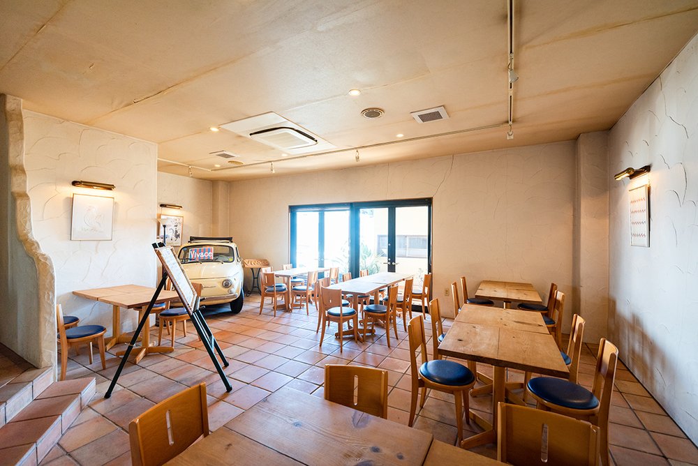 ヴィヴァーチェの店内